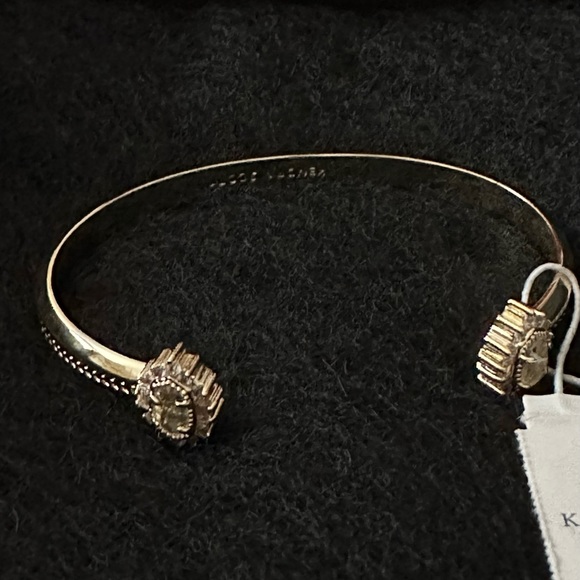 Kendra Scott Kapri Cuff - Picture 4 of 6